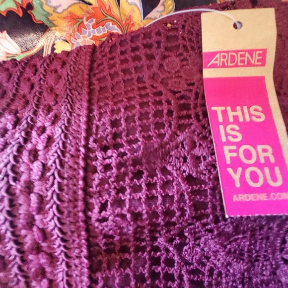 SKIRT  CROTCHED  WINE COLORED SIZE LARGE  SALE - Picture 7 of 9